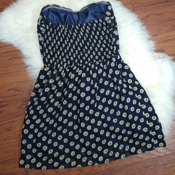 Sans Souci Sunflower Dress - Picture 2 of 7